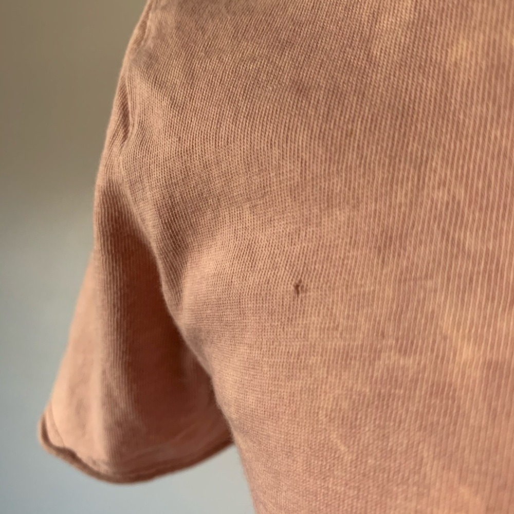 Anthropologie Soft Pink Bleach V Neck T-Shirt XSP - Picture 5 of 6